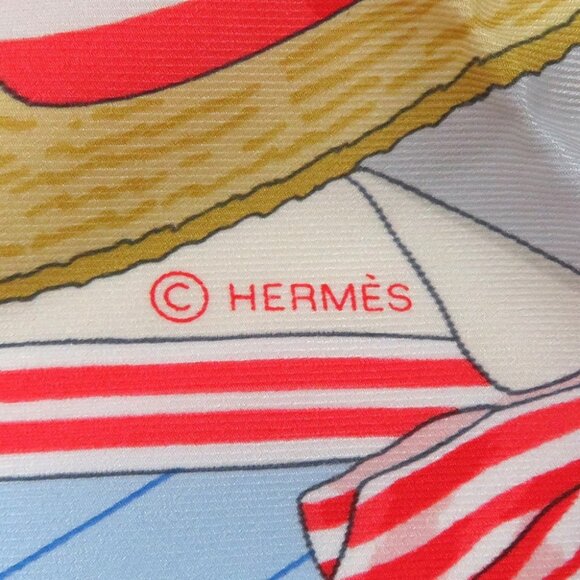 HERMES Carre Les becanes Rebecanes Size 70 Silk100% Blue/Red/Multicolor - Picture 5 of 6